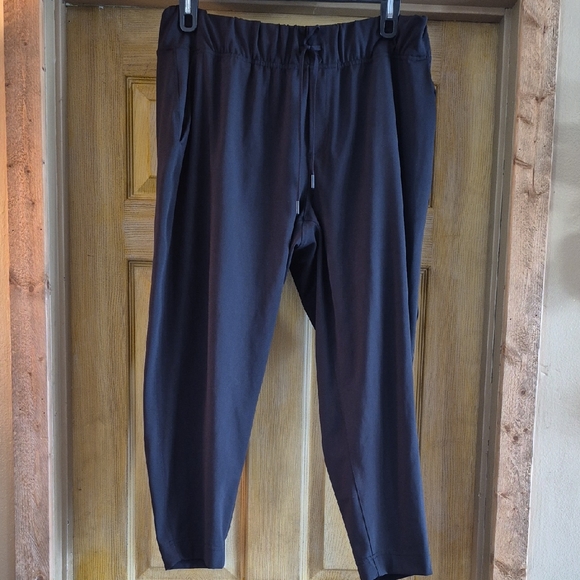 Livi Active Pants - Livi Active Black Joggers Drawstring And Elastic Waistband Pockets Size 14/16